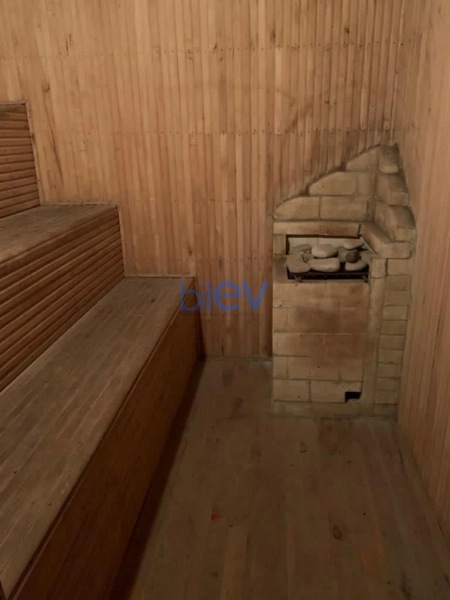 Satış 10 otaqlı Villa  550m², Bakı