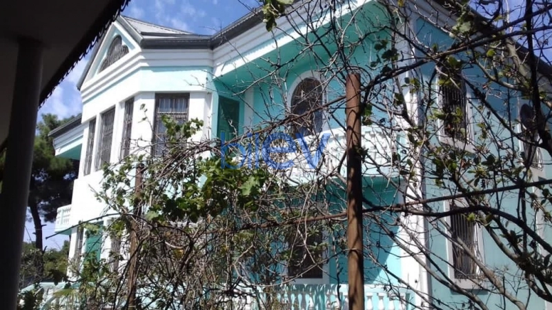 Satış 10 otaqlı Villa  550m², Bakı