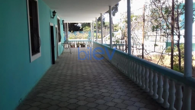 Satış 10 otaqlı Villa  550m², Bakı
