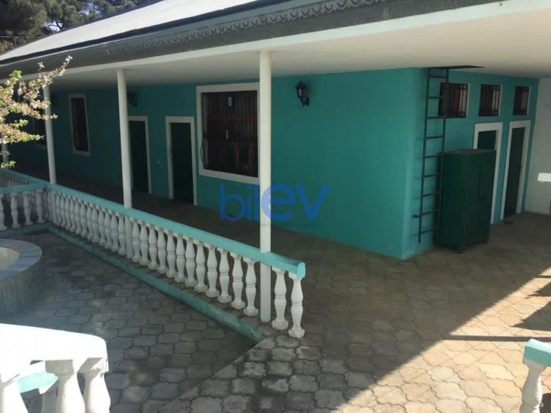 Satış 10 otaqlı Villa  550m², Bakı