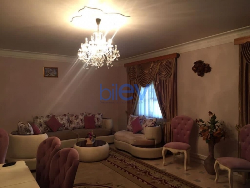 Satış 10 otaqlı Villa  550m², Bakı