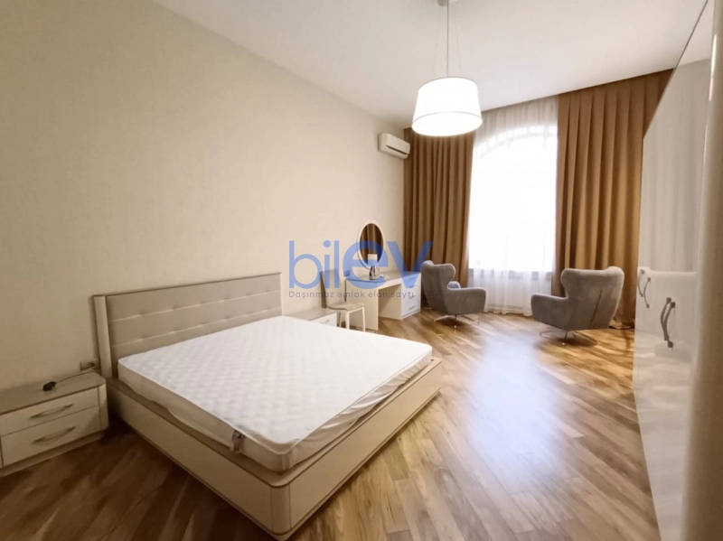 Aylıq Kirayə 5 otaqlı Köhnə Tikili bina evi  250m², Bakı