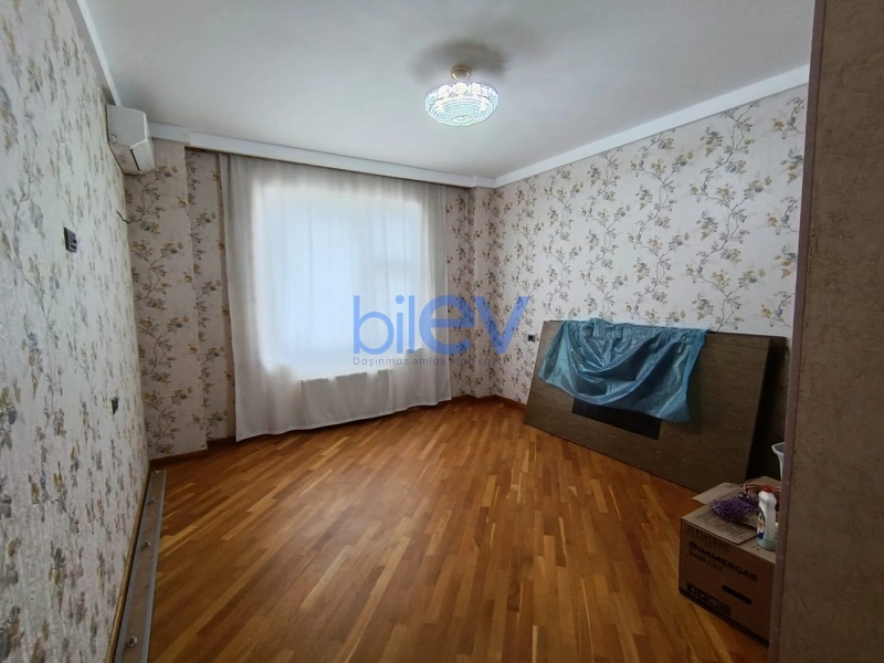 Aylıq Kirayə 5 otaqlı Yeni Tikili bina evi  270m², Bakı