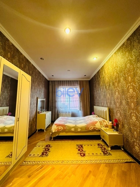 Satış 8 otaqlı Villa  220m², Bakı