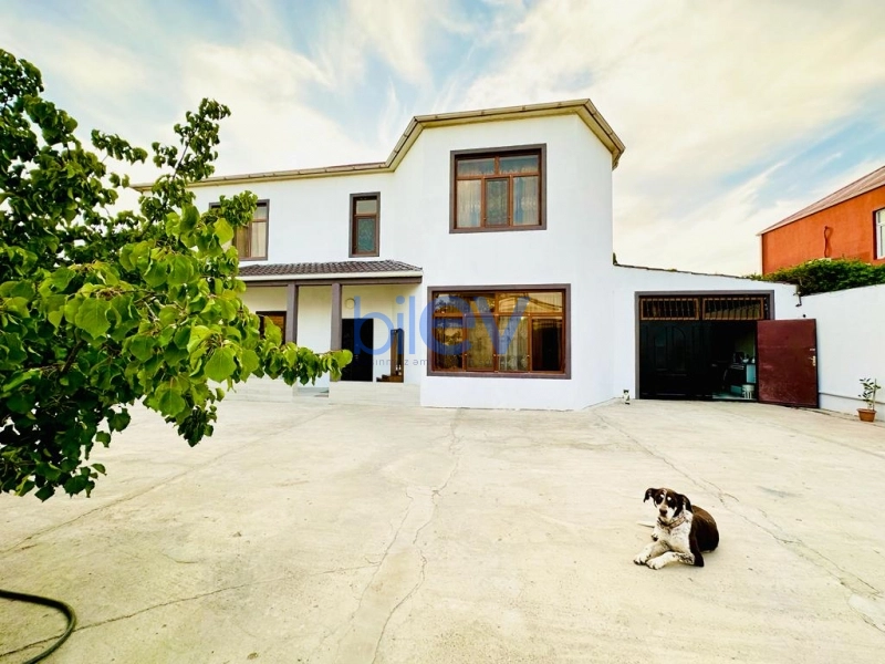 Satış 8 otaqlı Villa  220m², Bakı