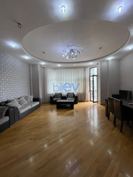 Aylıq Kirayə 4 otaqlı Ofis  150m², Bakı