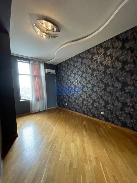 Aylıq Kirayə 4 otaqlı Ofis  150m², Bakı
