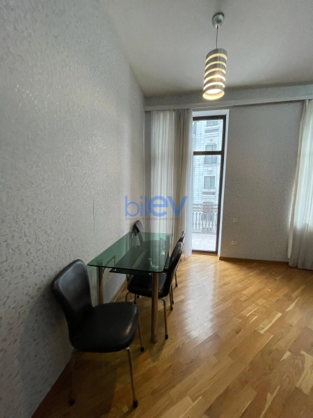 Aylıq Kirayə 4 otaqlı Ofis  150m², Bakı