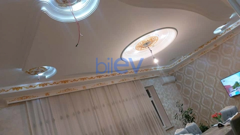 Satış 8 otaqlı Həyət evi  250m², Bakı