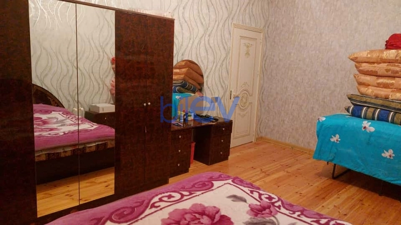 Satış 8 otaqlı Həyət evi  250m², Bakı