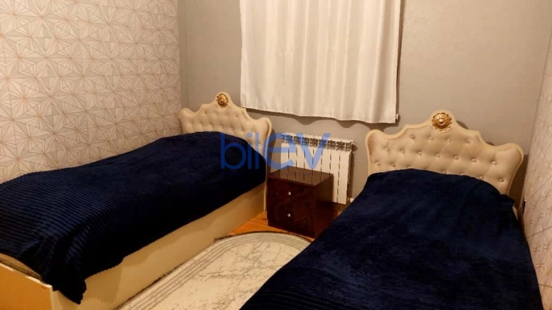Satış 8 otaqlı Həyət evi  250m², Bakı