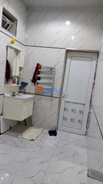 Satış 8 otaqlı Həyət evi  250m², Bakı