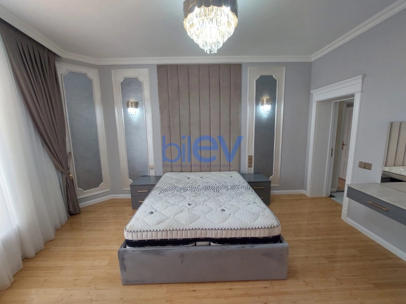Satış 4 otaqlı Yeni Tikili bina evi  215m², Bakı