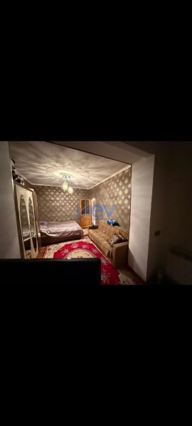 Satış 3 otaqlı Köhnə Tikili bina evi  73m², Quba