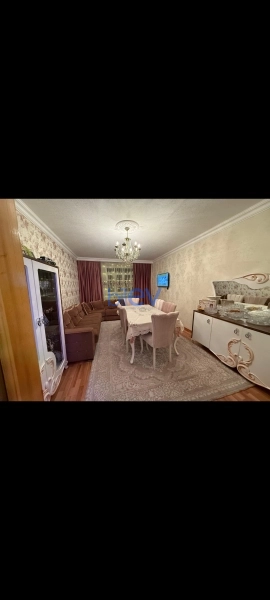 Satış 3 otaqlı Köhnə Tikili bina evi  73m², Quba