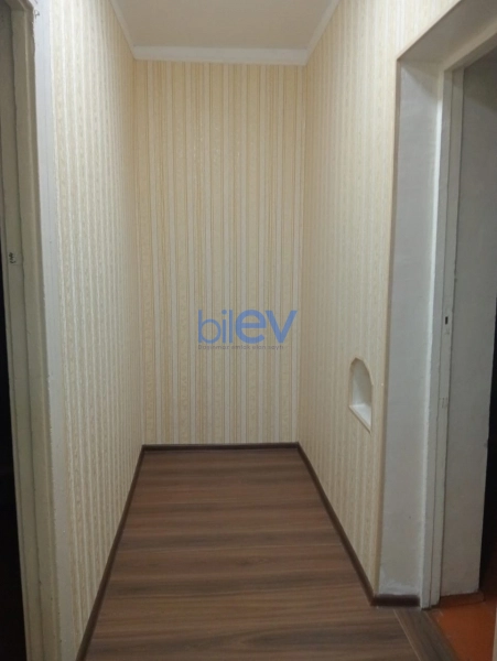 Aylıq Kirayə 2 otaqlı Köhnə Tikili bina evi  60m², Bakı