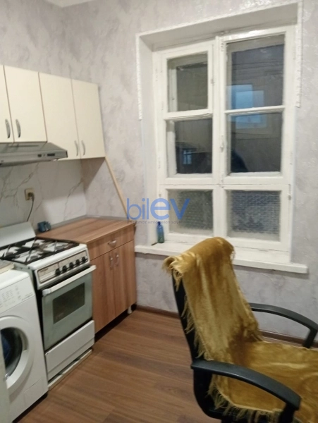 Aylıq Kirayə 2 otaqlı Köhnə Tikili bina evi  60m², Bakı