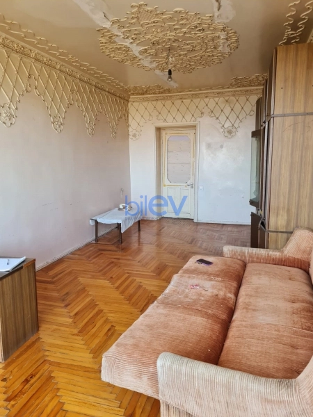 Satış 2 otaqlı Köhnə Tikili bina evi  60m², Bakı