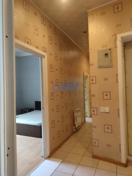 Aylıq Kirayə 2 otaqlı Köhnə Tikili bina evi  60m², Bakı