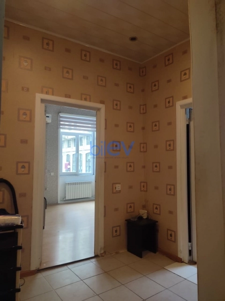 Aylıq Kirayə 2 otaqlı Köhnə Tikili bina evi  60m², Bakı
