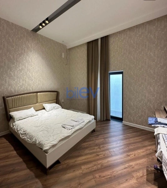 Satış 4 otaqlı Həyət evi  230m², Bakı