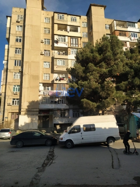 Satış 2 otaqlı Köhnə Tikili bina evi  60m², Bakı