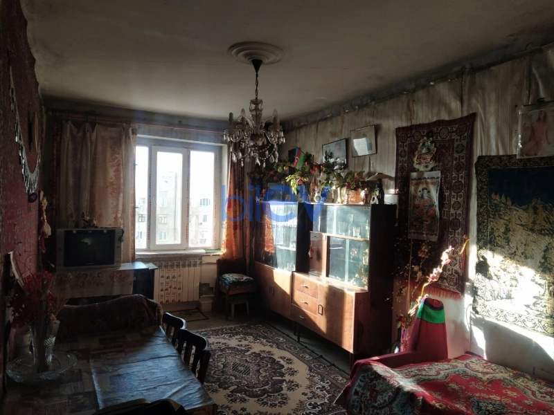 Satış 2 otaqlı Köhnə Tikili bina evi  60m², Bakı