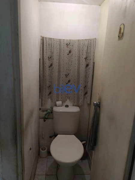 Satış 2 otaqlı Köhnə Tikili bina evi  60m², Bakı