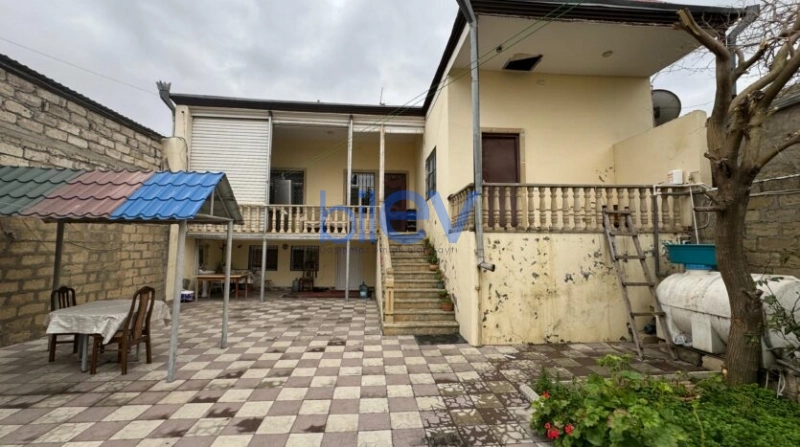Satış 3 otaqlı Həyət evi  210m², Bakı