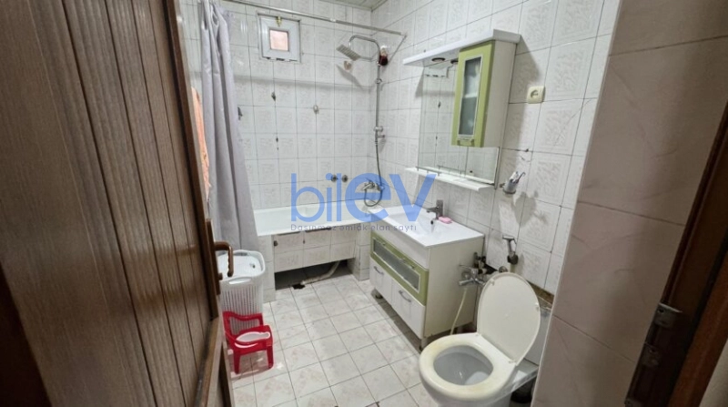 Satış 3 otaqlı Həyət evi  210m², Bakı