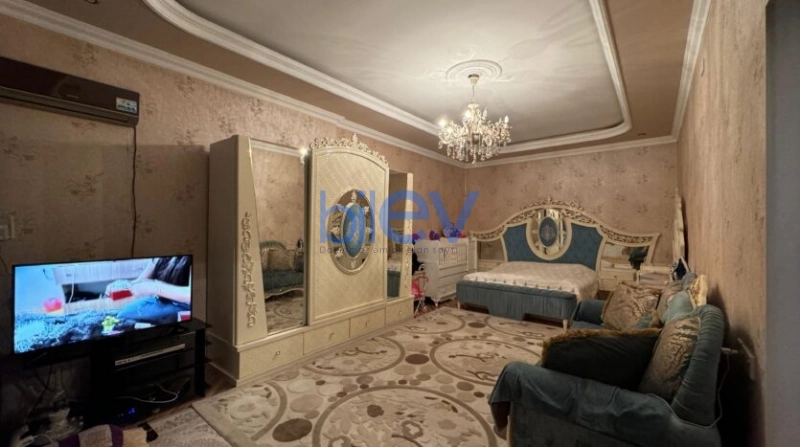 Satış 3 otaqlı Həyət evi  210m², Bakı