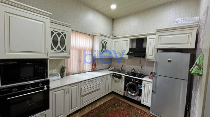Satış 3 otaqlı Həyət evi  210m², Bakı