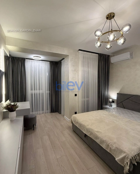 Aylıq Kirayə 3 otaqlı Yeni Tikili bina evi  120m², Bakı