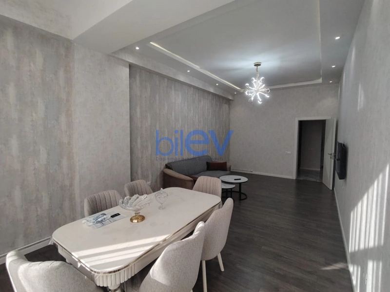 Aylıq Kirayə 2 otaqlı Yeni Tikili bina evi  72m², Bakı