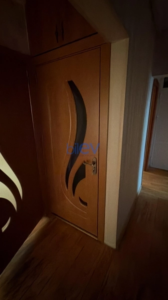 Satış 4 otaqlı Köhnə Tikili bina evi  90m², Bakı