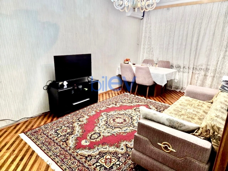 Satış 2 otaqlı Köhnə Tikili bina evi  55m², Bakı