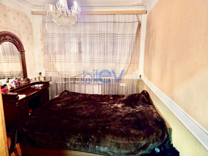Satış 2 otaqlı Köhnə Tikili bina evi  55m², Bakı