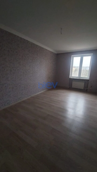 Aylıq Kirayə 3 otaqlı Köhnə Tikili bina evi  80m², Bakı