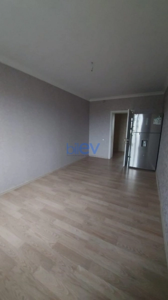 Aylıq Kirayə 3 otaqlı Köhnə Tikili bina evi  80m², Bakı
