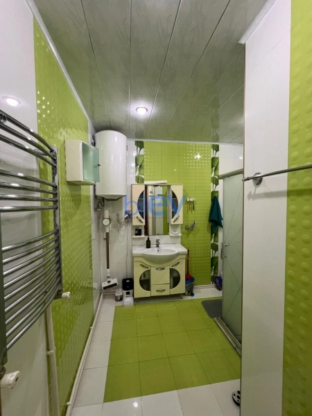 Satış 3 otaqlı Yeni Tikili bina evi  100m², Bakı