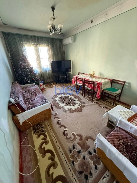 Satış 4 otaqlı Köhnə Tikili bina evi  100m², Bakı