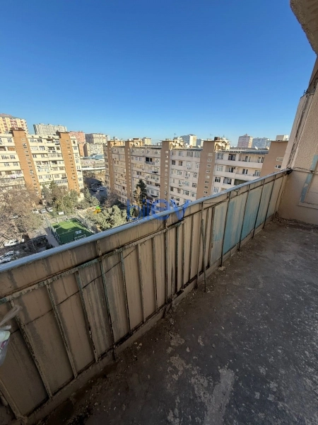 Satış 4 otaqlı Köhnə Tikili bina evi  100m², Bakı