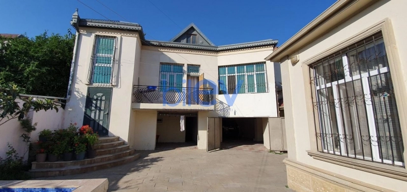 Satış 7 otaqlı Həyət evi  340m², Bakı