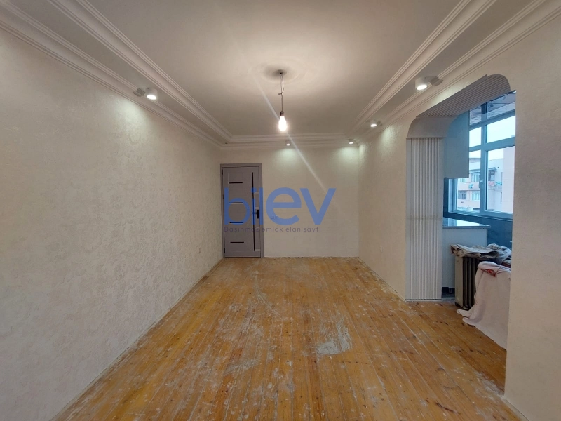 Satış 3 otaqlı Köhnə Tikili bina evi  65m², Bakı