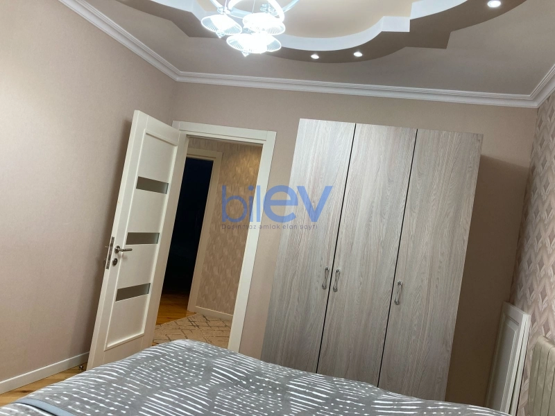 Satış 5 otaqlı Köhnə Tikili bina evi  125m², Bakı