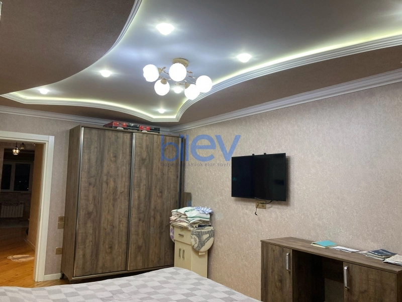 Satış 5 otaqlı Köhnə Tikili bina evi  125m², Bakı