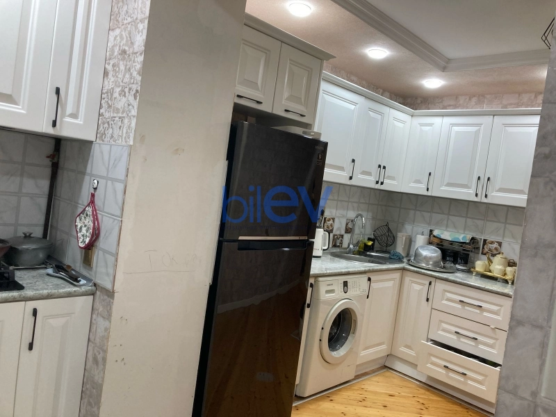 Satış 5 otaqlı Köhnə Tikili bina evi  125m², Bakı