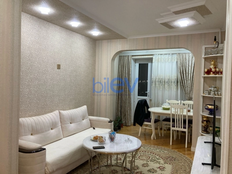 Satış 5 otaqlı Köhnə Tikili bina evi  125m², Bakı