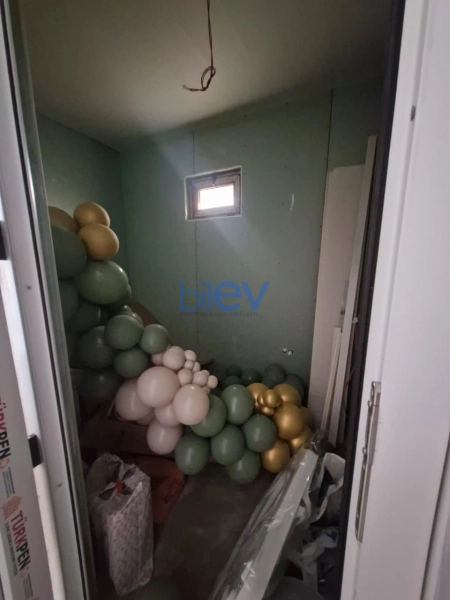 Satış 6 otaqlı Bağ evi  220m², Bakı