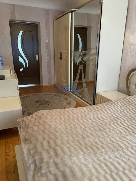Satış 3 otaqlı Köhnə Tikili bina evi  67m², Bakı